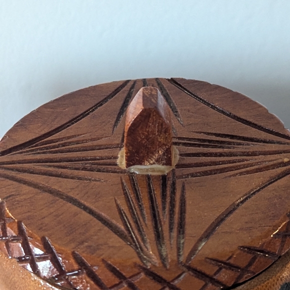 Vintage Carved Lidded Wood Box - Picture 5 of 9